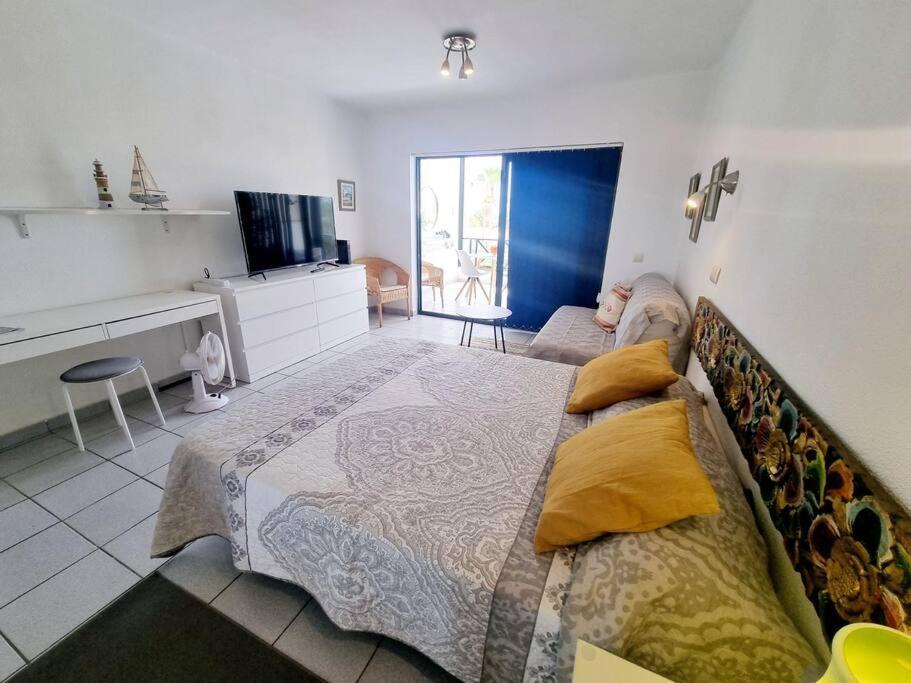 Luxury Ocean View Playa Roca Apartment Costa Teguise Luaran gambar