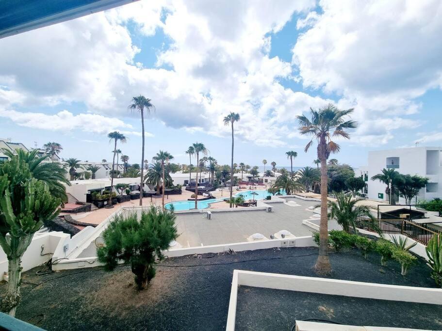 Luxury Ocean View Playa Roca Apartment Costa Teguise Luaran gambar