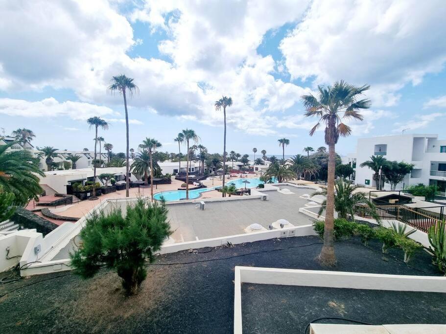 Luxury Ocean View Playa Roca Apartment Costa Teguise Luaran gambar