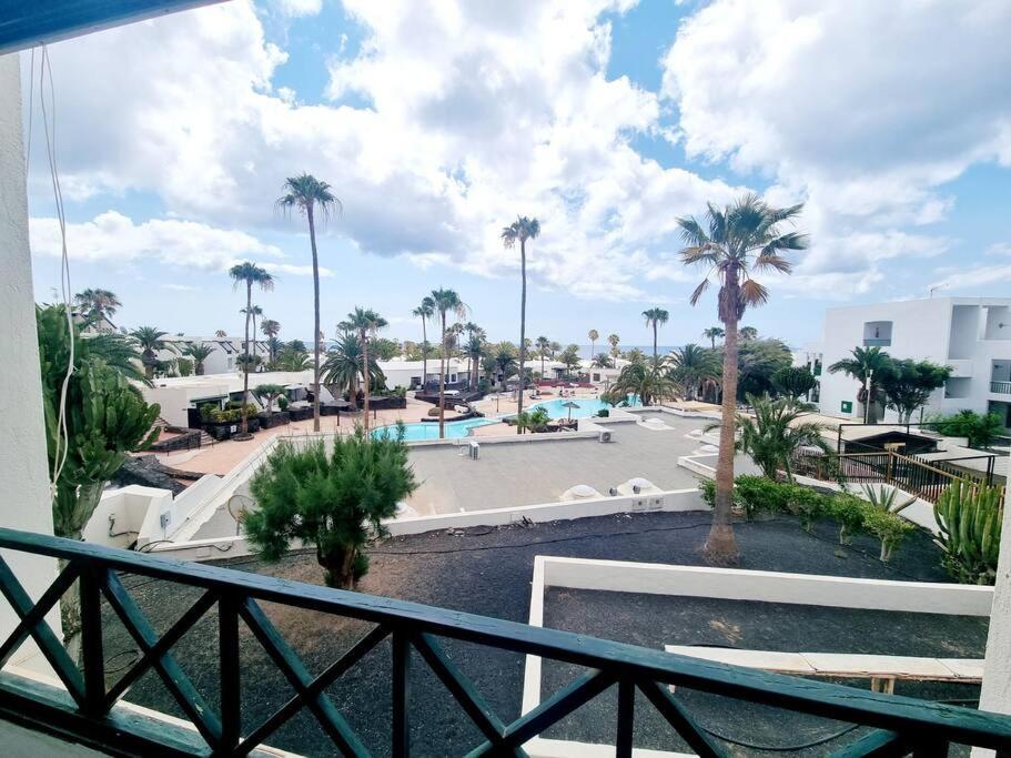 Luxury Ocean View Playa Roca Apartment Costa Teguise Luaran gambar